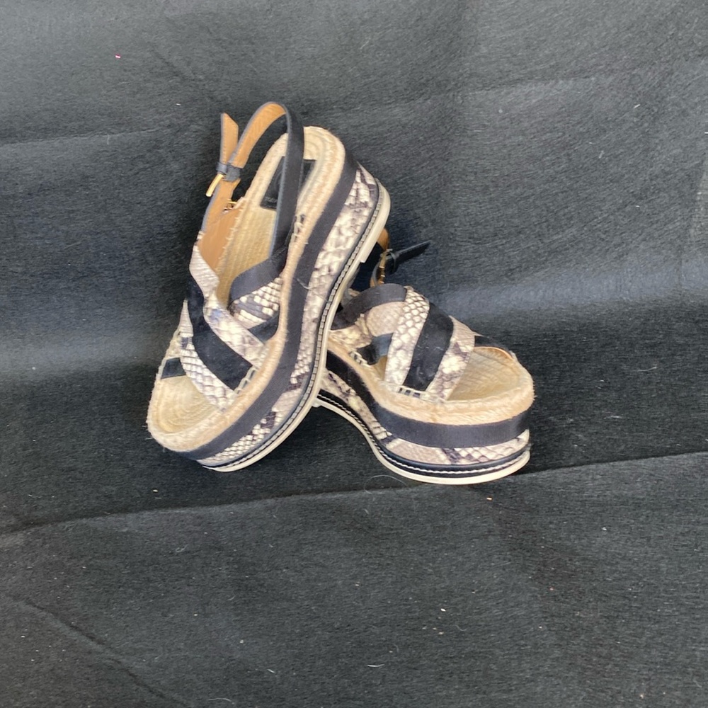 TORY BURCH BLACK AND TAN PLATFORMS